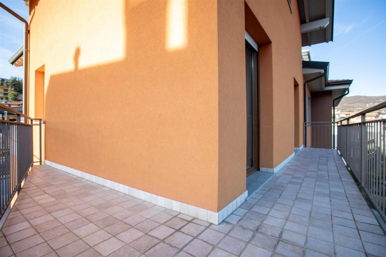 Iseolakerental - Appartamento Iris Solto Collina Dış mekan fotoğraf